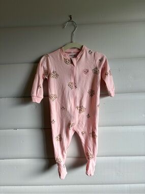 3/$25 Pekkle Organic Cotton Pink Pizza Hearts Footed Sleeper 6M